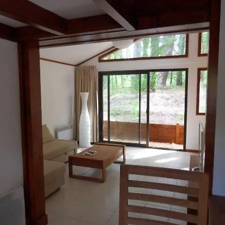 Chalet Two-bedroom Chalet 44m² *